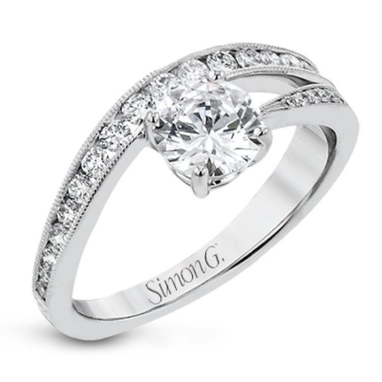 Round diamonds in a dynamic zig-zag shape create a bold modern look in this Lightning Collection ring.