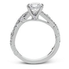This distinctive, dynamic ring with an intertwined design is specially crafted for an emerald shaped center stone.