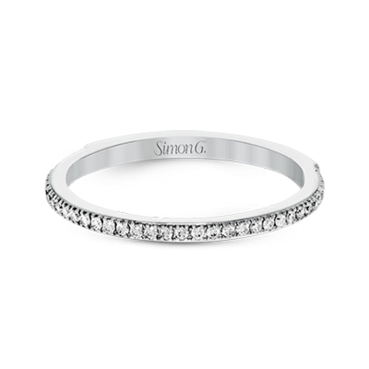 The classic, streamlined design of this 18k white gold wedding set is accented by .30 ctw of sparkling white round brilliant diamonds.