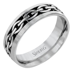 This patterned 14k white gold band makes the perfect statement.