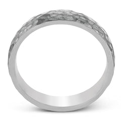 This band is perfect for everyday wear, crafted in long lasting 14k gold with a enduring hammered finish.