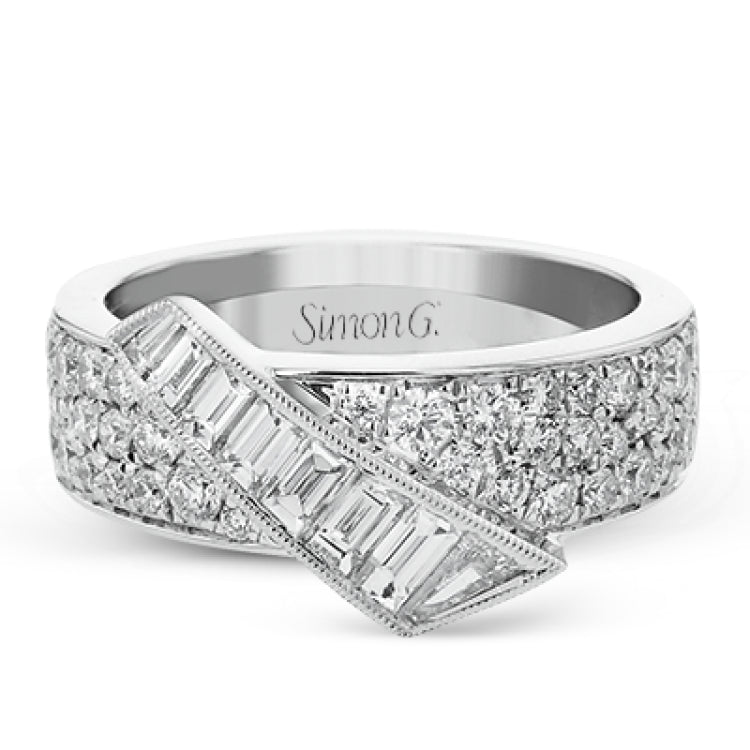 For an anniversary, birthday or just because, this 18K white gold ring features 1.31cttw diamonds and makes a stunning statement.