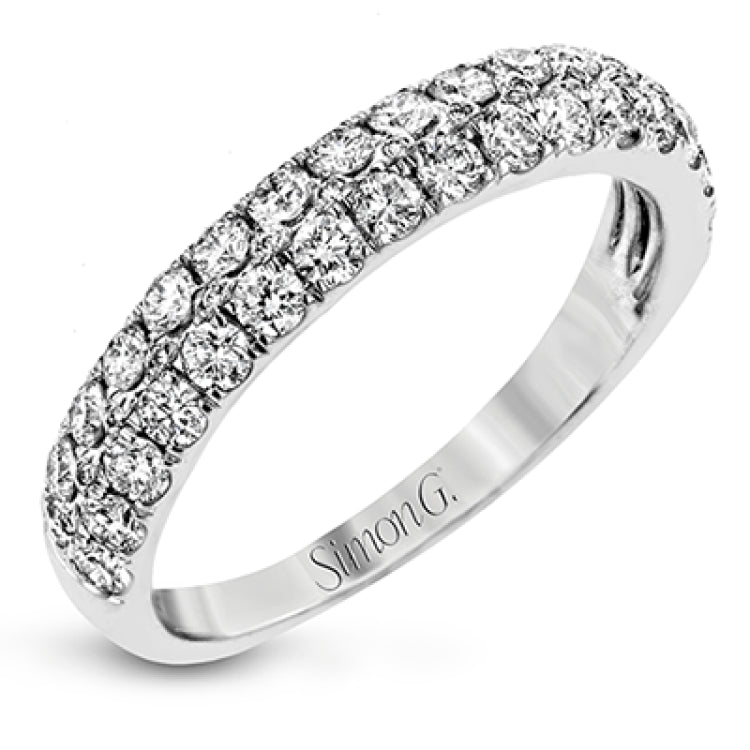 This classic, elegant ring features 1.00 ctw of round white diamonds sparkling against a white gold band.