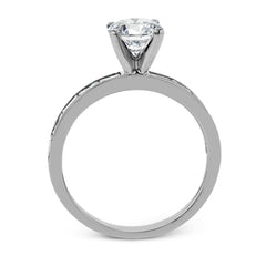 This sleek, minimalist white gold wedding set features a distinctive design with an impressive 1.05 ctw of baguette shaped white diamonds.