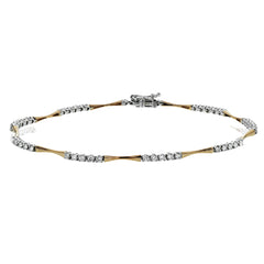 With a contemporary wavy style, this 18k rose and white gold bracelet set with .84 ctw of diamonds is sure to stand out.