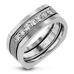This statement men's band features a two-tone 14k gold design with yellow gold along the outside and white gold on the inside set with a line of .41 ctw white diamonds.