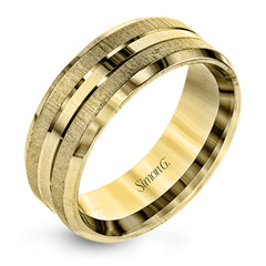 This modern take on a classic men's band features a clean, simple design with two finishes: brushed and high polish.