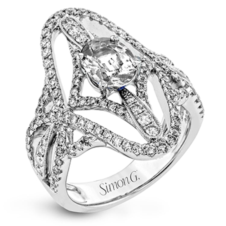 The lovely vintage-inspired design of this 18k white gold ring elongates the finger and contains 1.07 ctw of white diamonds.