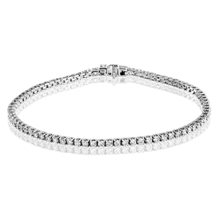 This 18k gold style is a refined take on a classic tennis bracelet, with 2.00 ctw of white diamonds shining brightly.