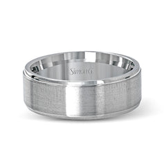 This classically styled men's wedding band features a brushed finished outside and a minimal, solid design that is perfect for everyday wear.