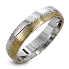 Reflecting a modern design, this two-tone men's wedding band features a sleek ribbon of white gold surrounded by two columns of brushed rose and white gold.
