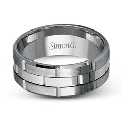 This brilliant two-tone men's wedding band features a center column of sleek yellow gold surrounded by two white gold silhouettes.