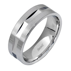 Presenting a minimalistic yet striking design, this elegant white gold men's wedding band features a sleek, polished appearance that will hold up to the test of time.