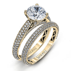 This classically styled white gold engagement ring is set with 1.30 ctw of shimmering white diamonds in a stunning design.