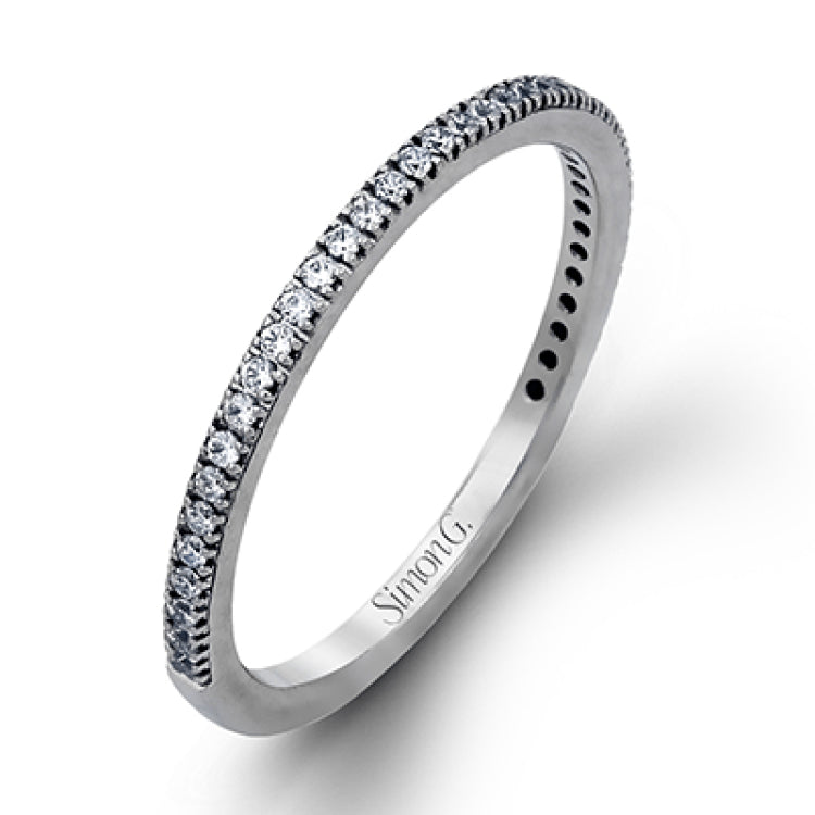 The classic, streamlined design of this 18k white gold wedding set is accented by .30 ctw of sparkling white round brilliant diamonds.