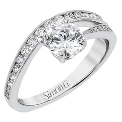 Round diamonds in a dynamic zig-zag shape create a bold modern look in this Lightning Collection ring.