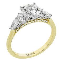 LR2563 ENGAGEMENT RING