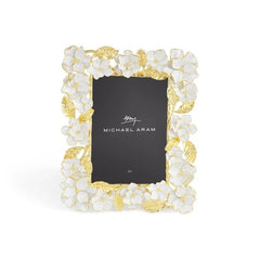 Gardenia Sculpted Frame